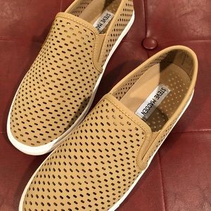 Steve Madden sneakers